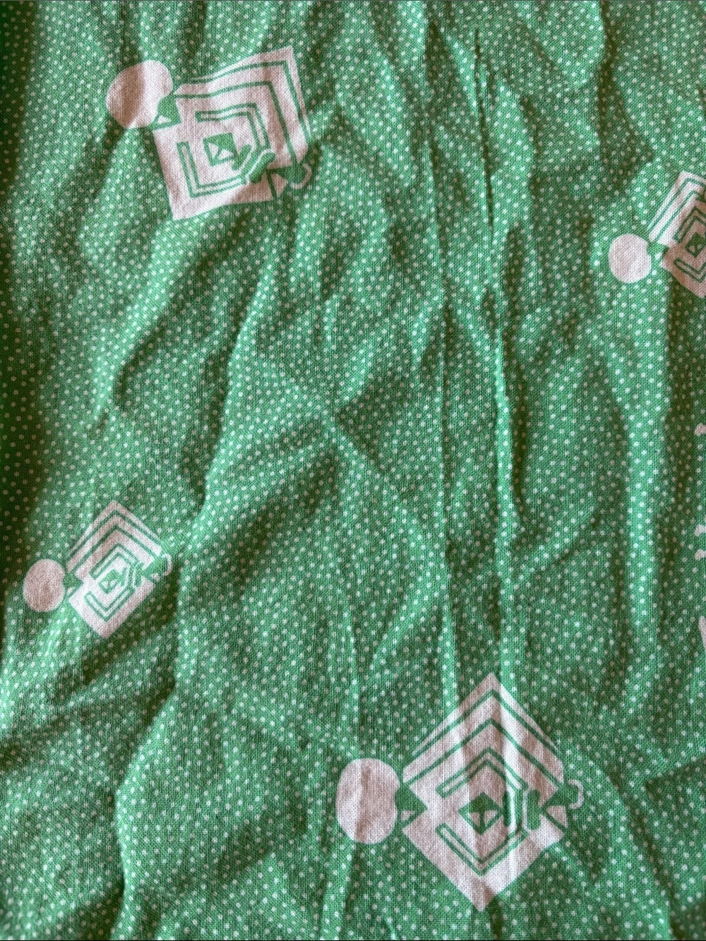 Metropolitan museum of art lightweight green